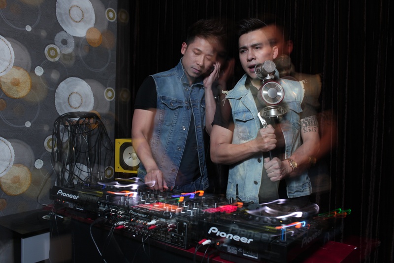 Trai dep The Men tro tai lam DJ hinh anh