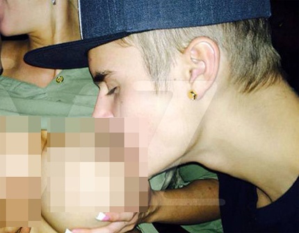 Justin Bieber gay soc hon vong mot vu nu thoat y hinh anh