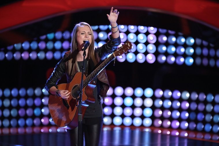 Bria Kelly – Steamroller Blues hinh anh