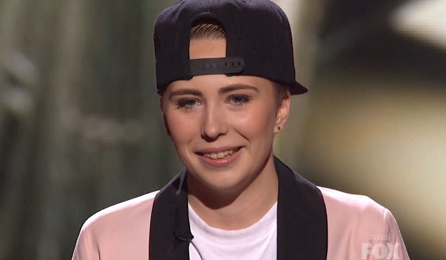 Thi sinh dong tinh suyt bi loai khoi American Idol hinh anh