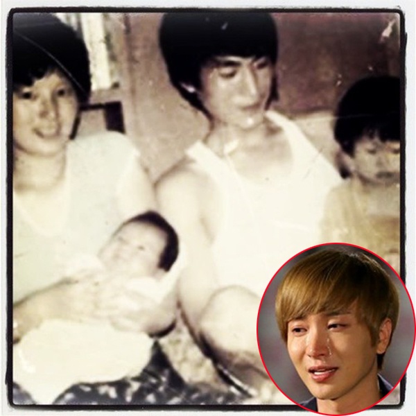 Là một ca sĩ có sự nghiệp ca nhạc thành công nhưng Lee Teuk không được hưởng hạnh phúc gia đình trọn vẹn. Bố mẹ anh ly hôn vào năm 1998, sau đó bố anh về chung sống với bố mẹ già. Vài năm nay, ông bà của Lee Teuk mắc chứng bệnh Alzheimer, riêng người bà còn bị chuẩn đoán mắc ung thư nằm liệt giường. Theo cảnh sát kết luận, ông Park bị trầm cảm nặng vì những khó khăn và áp lực trước hoàn cảnh bi đát của bố mẹ.