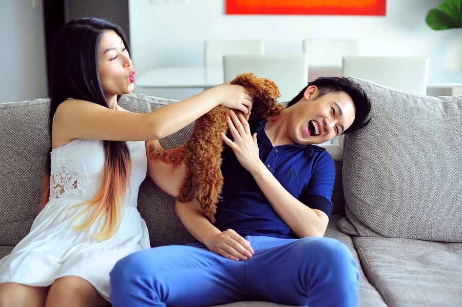 Vượt khỏi những đồn đoán về chuyện tình cảm, Dương Triệu Vũ và Đàm Vĩnh Hưng vẫn như hình với bóng trong những dự án âm nhạc. Đàm Vĩnh Hưng vẫn đặc biệt ưu ái và tỏ ra hài lòng về sự thành công của người em, người học trò của mình.