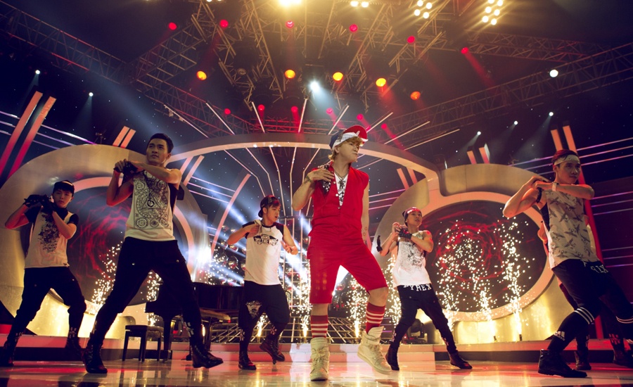 Nói về màn cưa sừng làm nghé của Minh Thuận, Hoài Linh hóm hỉnh nói: 