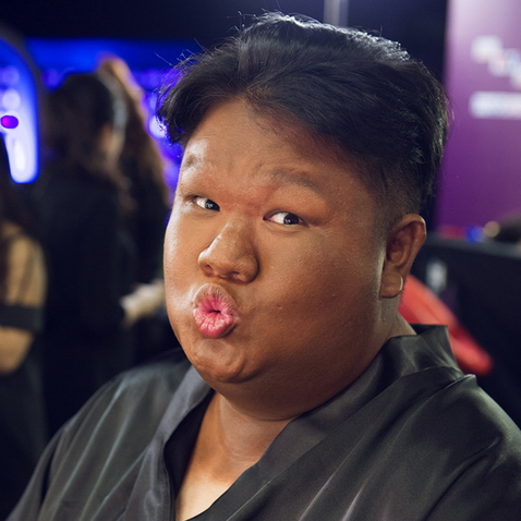 Vuong Khang gia Chubby Checker nhay twist hinh anh