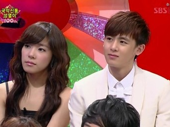 Tiffany (SNSD) hen ho Nichkhun (2PM) hinh anh