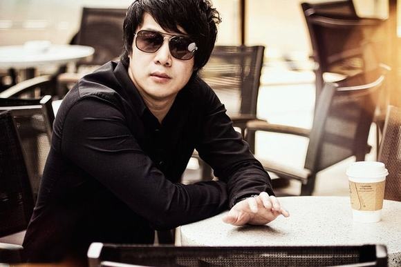 5 ca khuc gay bao chau A 'cop mac' Thanh Bui hinh anh