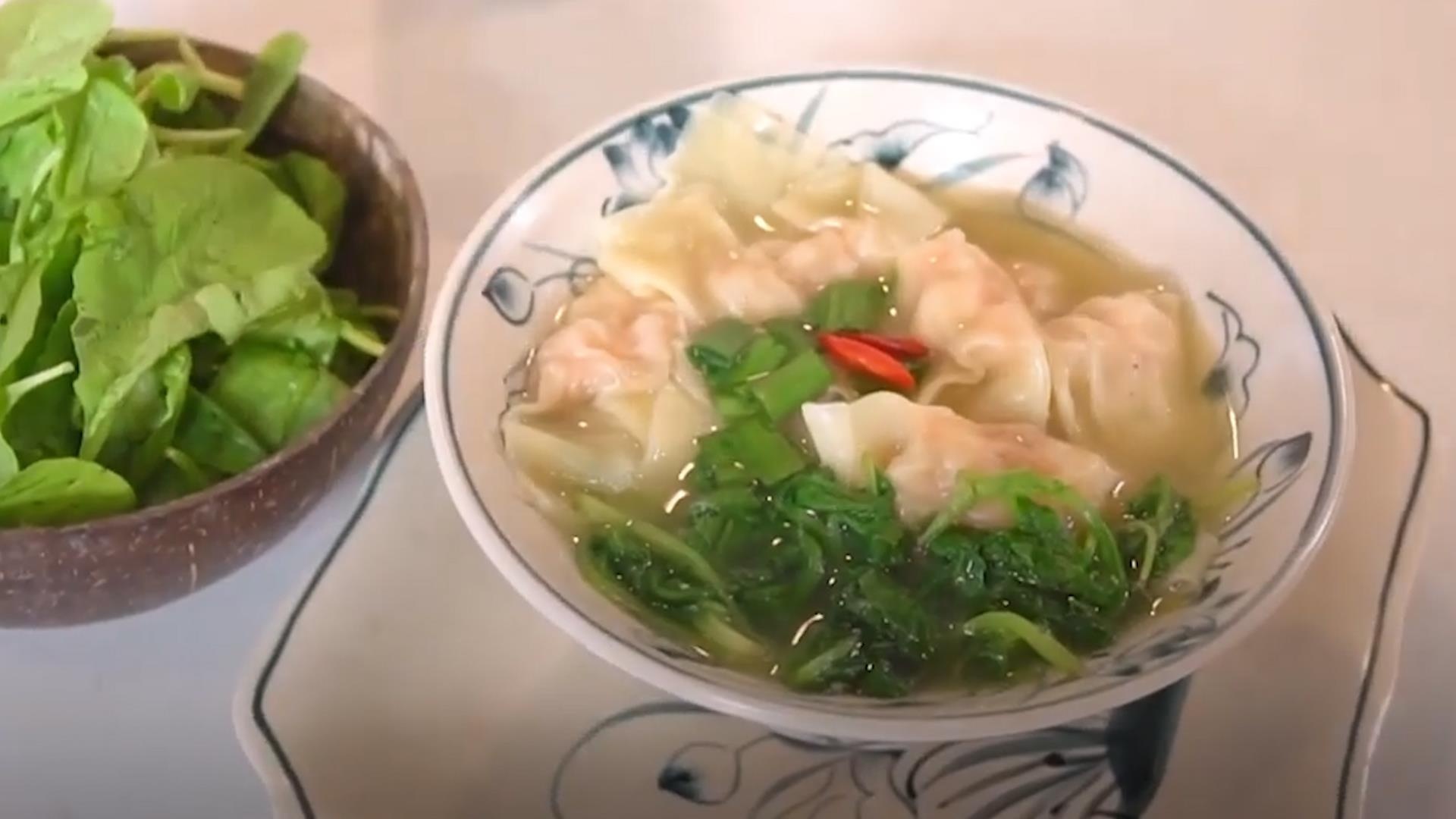 Bua xe hap dan cuoi tuan voi hoanh thanh tom thanh ngot hinh anh