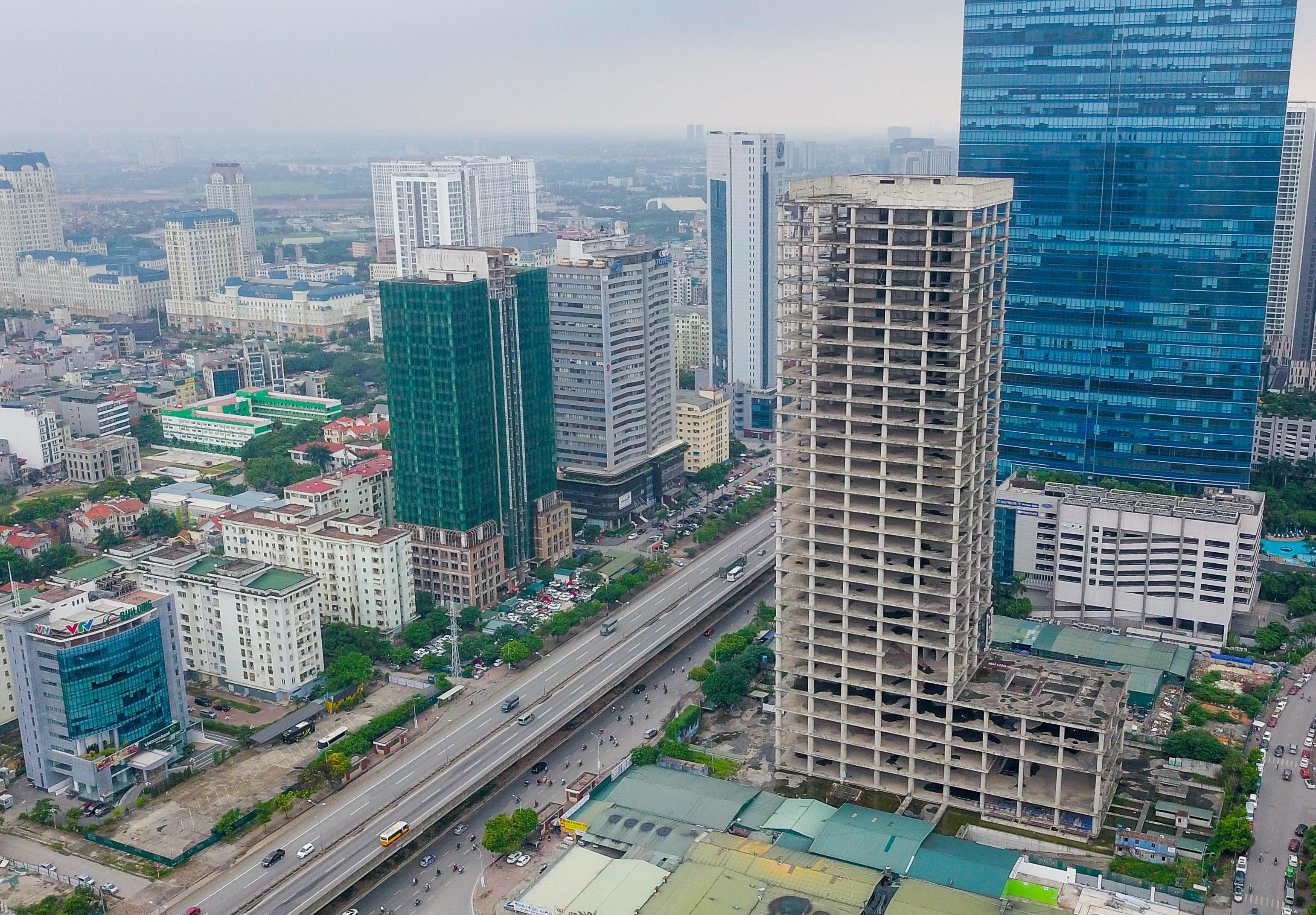 nhung toa nha bo hoang tai Ha Noi anh 2