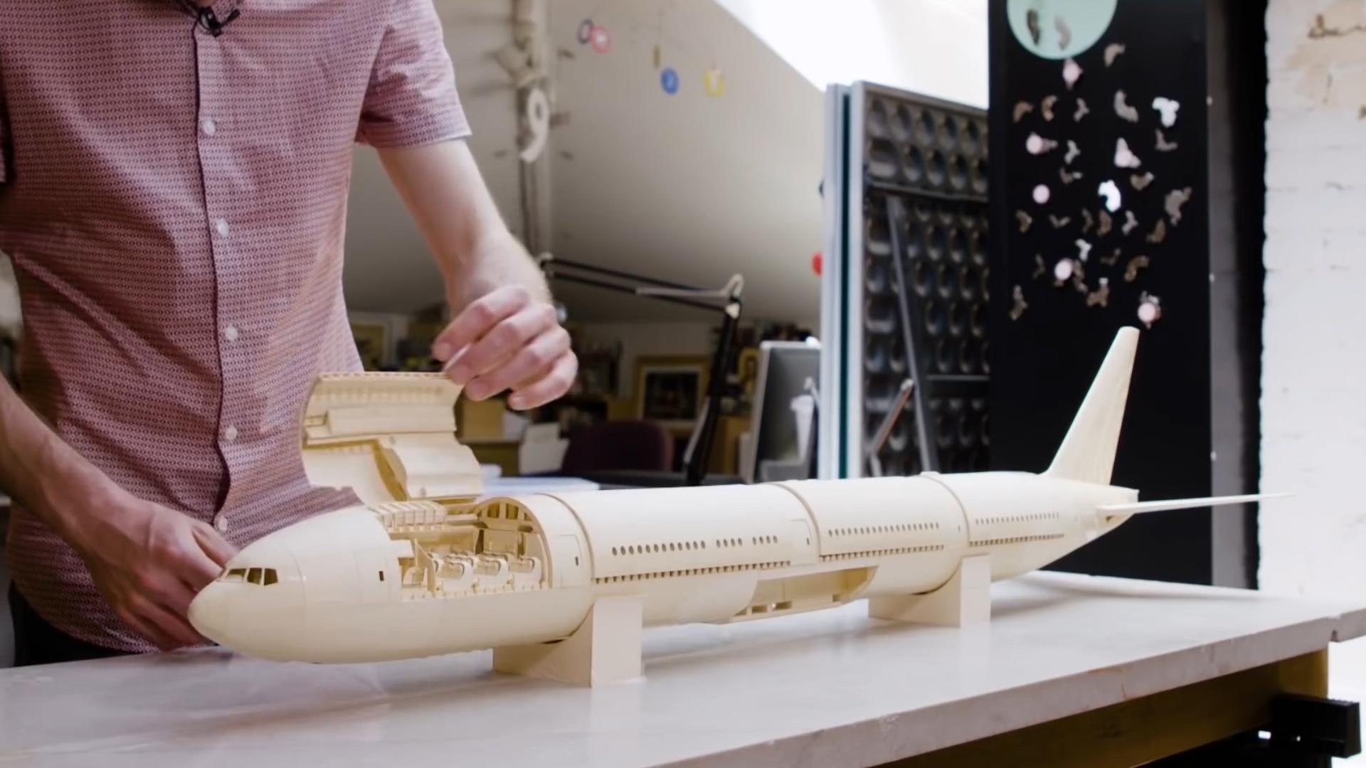 Mo hinh may bay bang giay giong that den tung chi tiet hinh anh