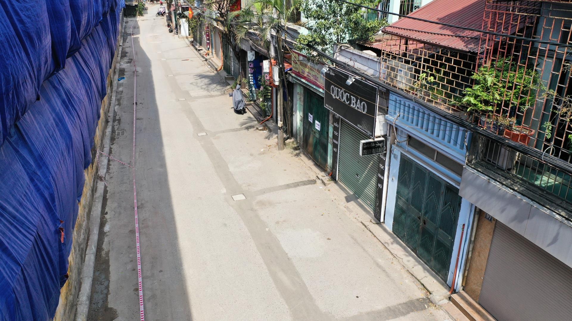 Dan Ha Dinh so tan, dong cua hang quan vi so nhiem doc thuy ngan hinh anh