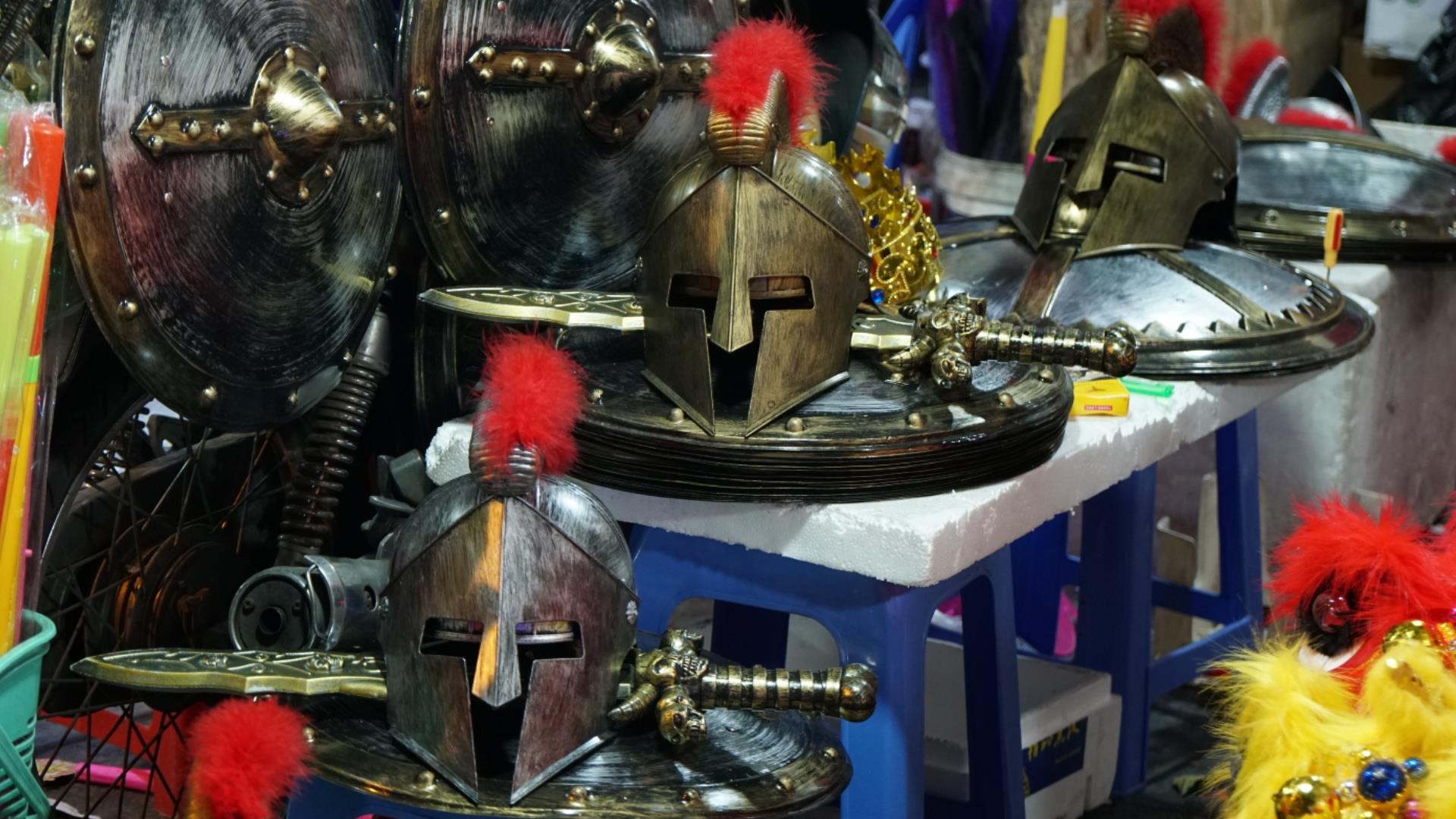 Do choi Trung Quoc lan at den ong sao, mat na giay dem Trung thu hinh anh