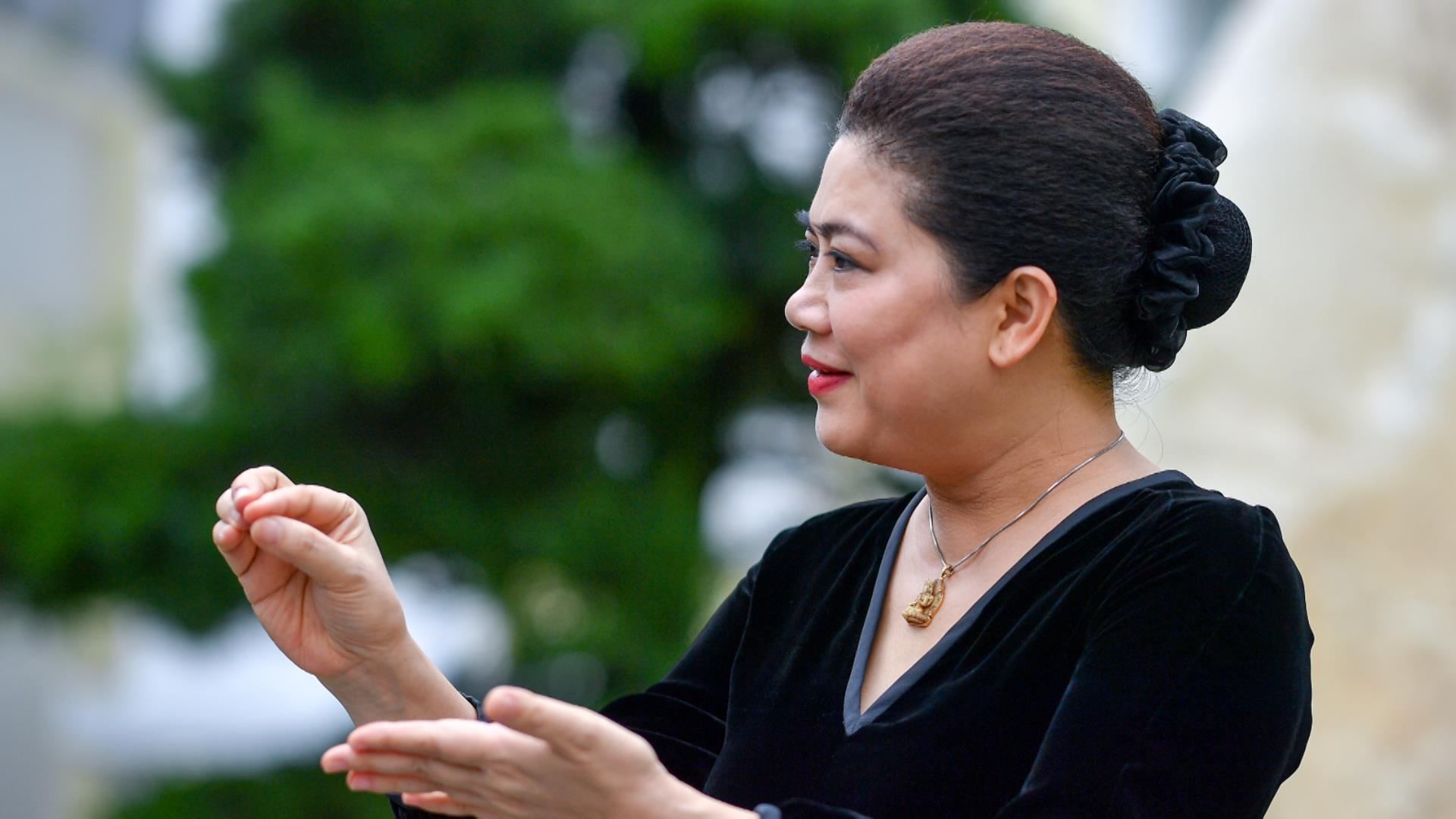 Shark Lien: 'Moi ngay toi got mot chut de vua van voi chong' hinh anh