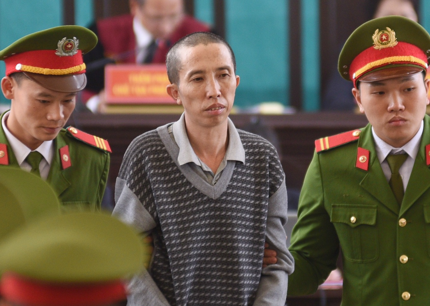 Loi sau cung cua 9 bi cao trong vu sat hai nu sinh giao ga hinh anh