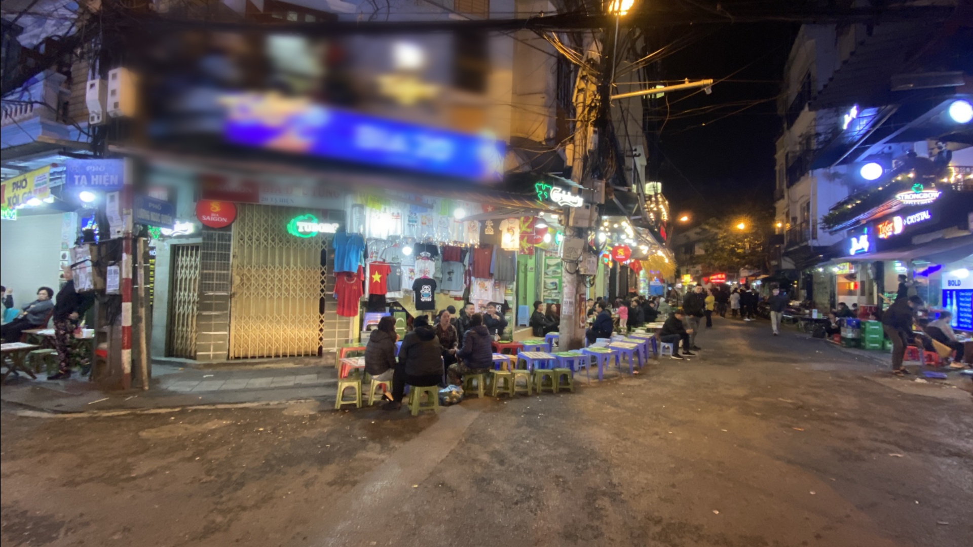 Pho bia Ta Hien e am giua mua dich corona hinh anh