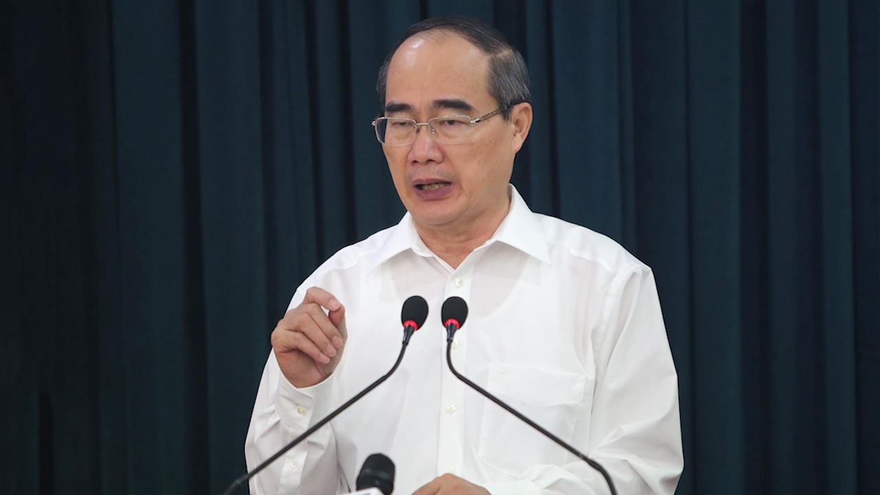 Bi thu TP.HCM: 'Se cuong che nhung nguoi khong chiu cach ly' hinh anh