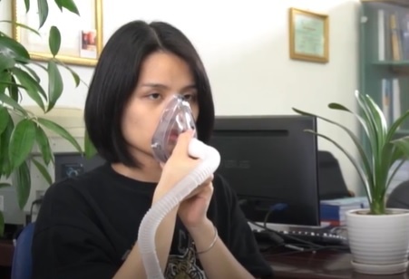 DH Bach khoa Ha Noi che tao may tro tho cho benh nhan Covid-19 hinh anh