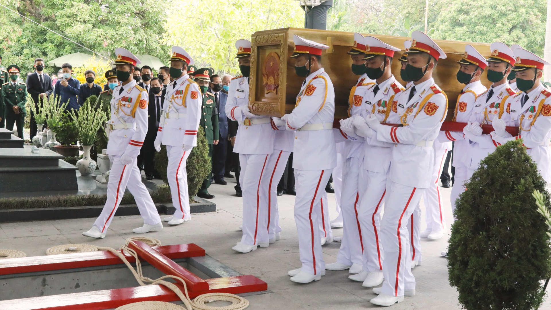 Le an tang nguyen Tong bi thu Le Kha Phieu hinh anh