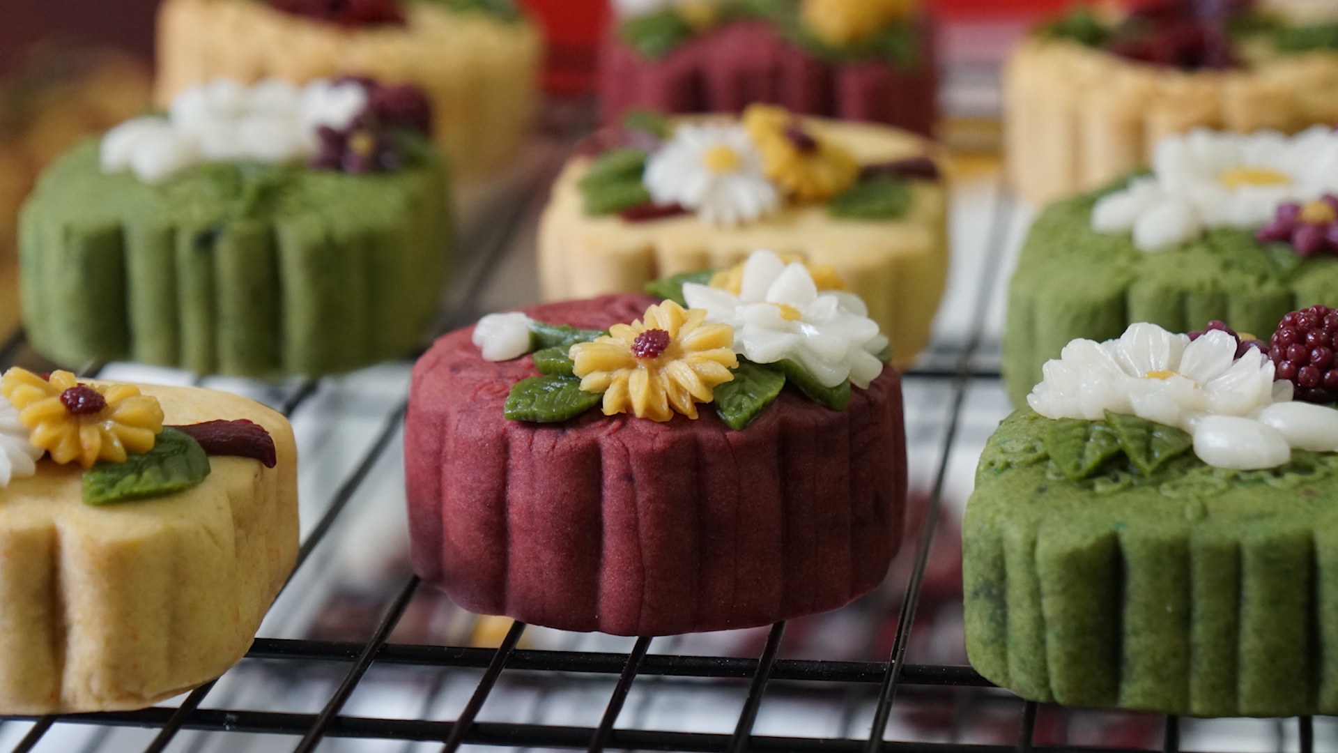 Ban banh Trung thu handmade thu chuc trieu moi ngay hinh anh