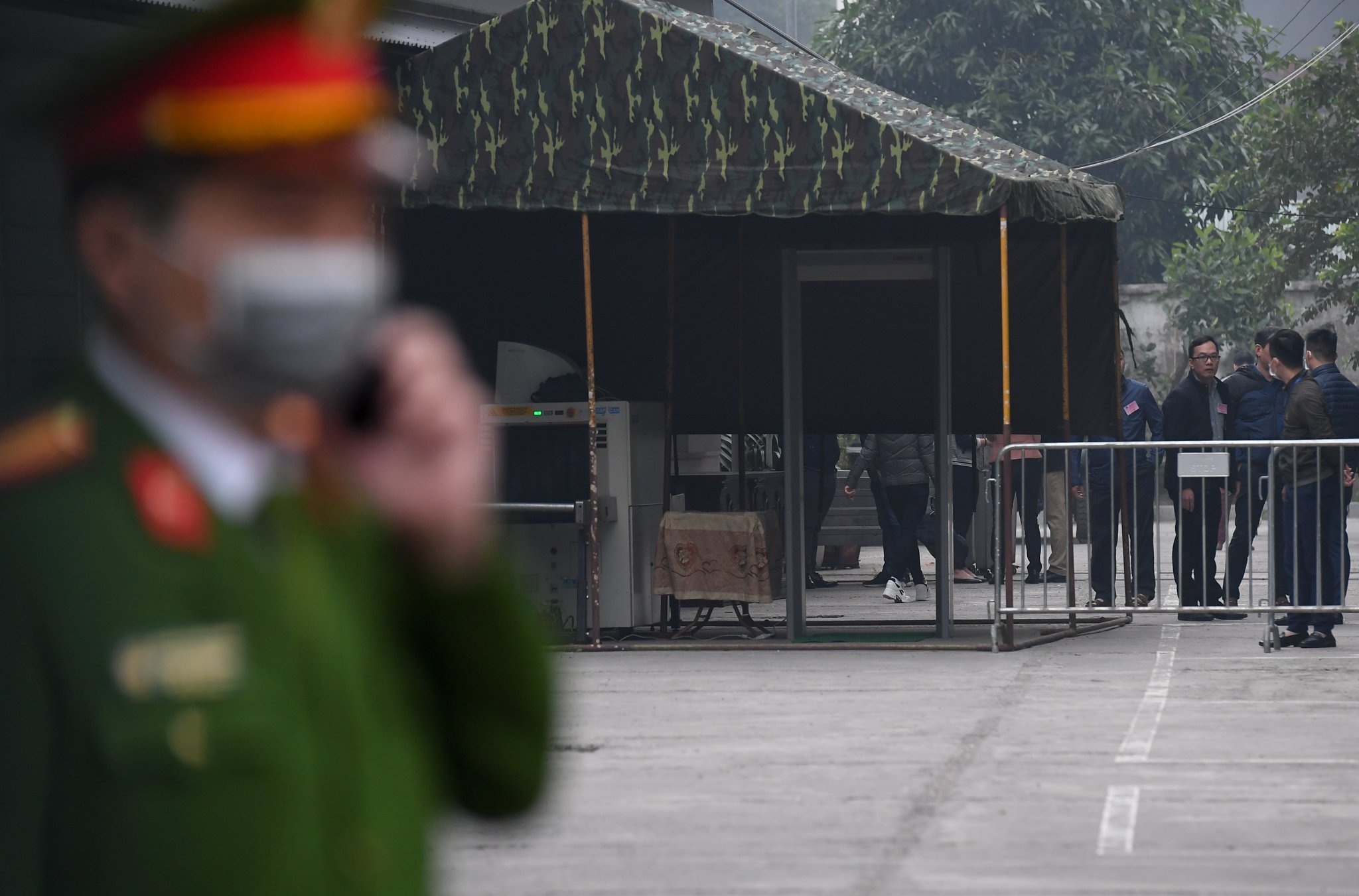 An ninh that chat tai phien xu kin ong Nguyen Duc Chung hinh anh