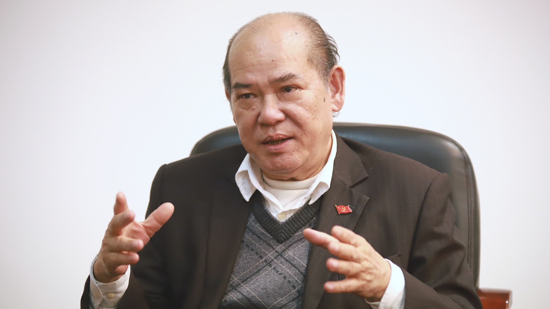 'Trung uong co su thong nhat, dong thuan cao ve nhan su khoa moi' hinh anh