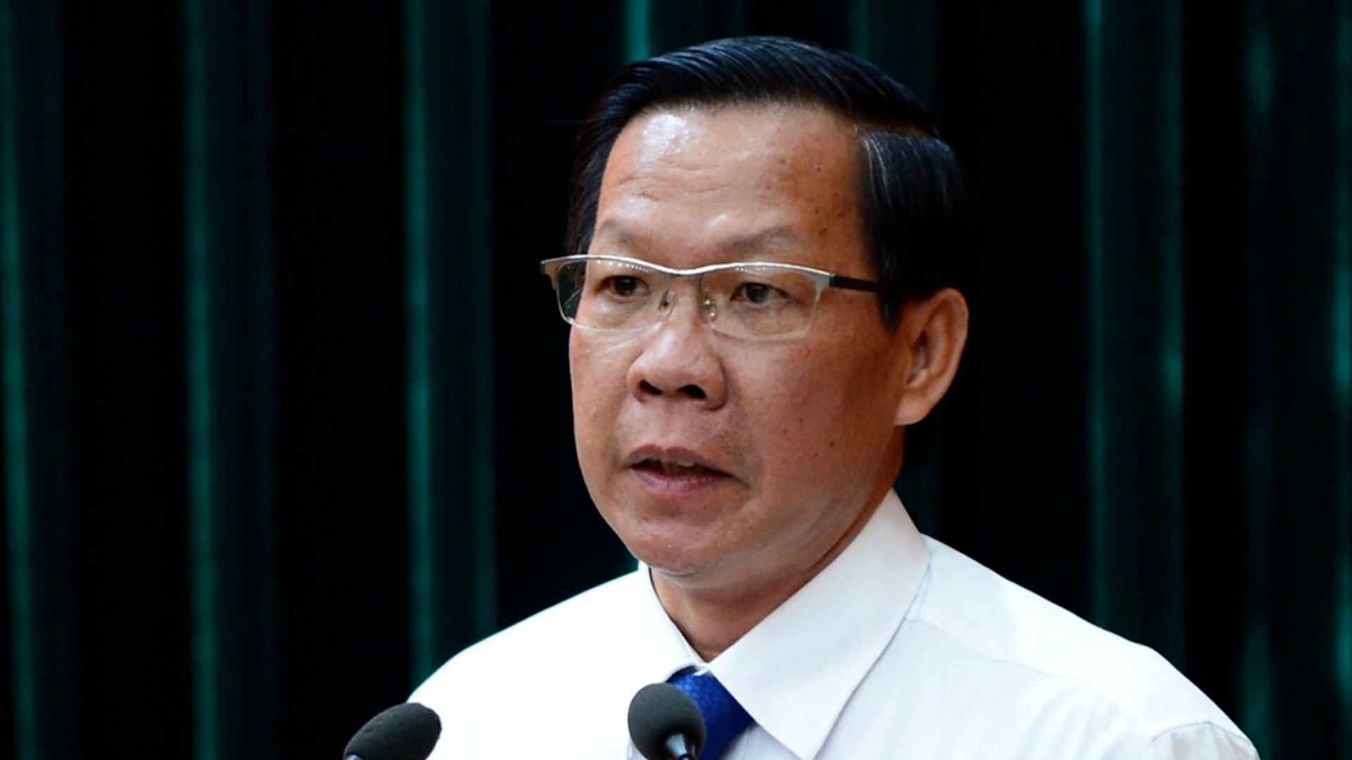 Chu tich TP.HCM doi thoai voi nguoi dan ve dinh huong sau 15/9 hinh anh