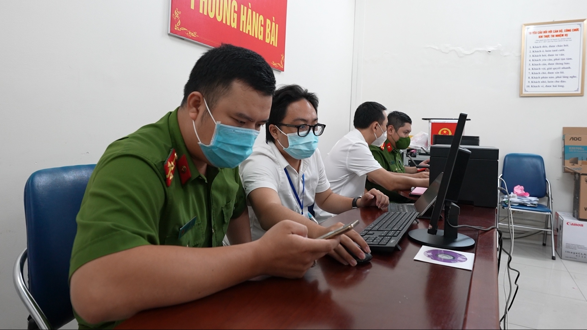 Cap giay di duong qua email cho doanh nghiep o Ha Noi hinh anh