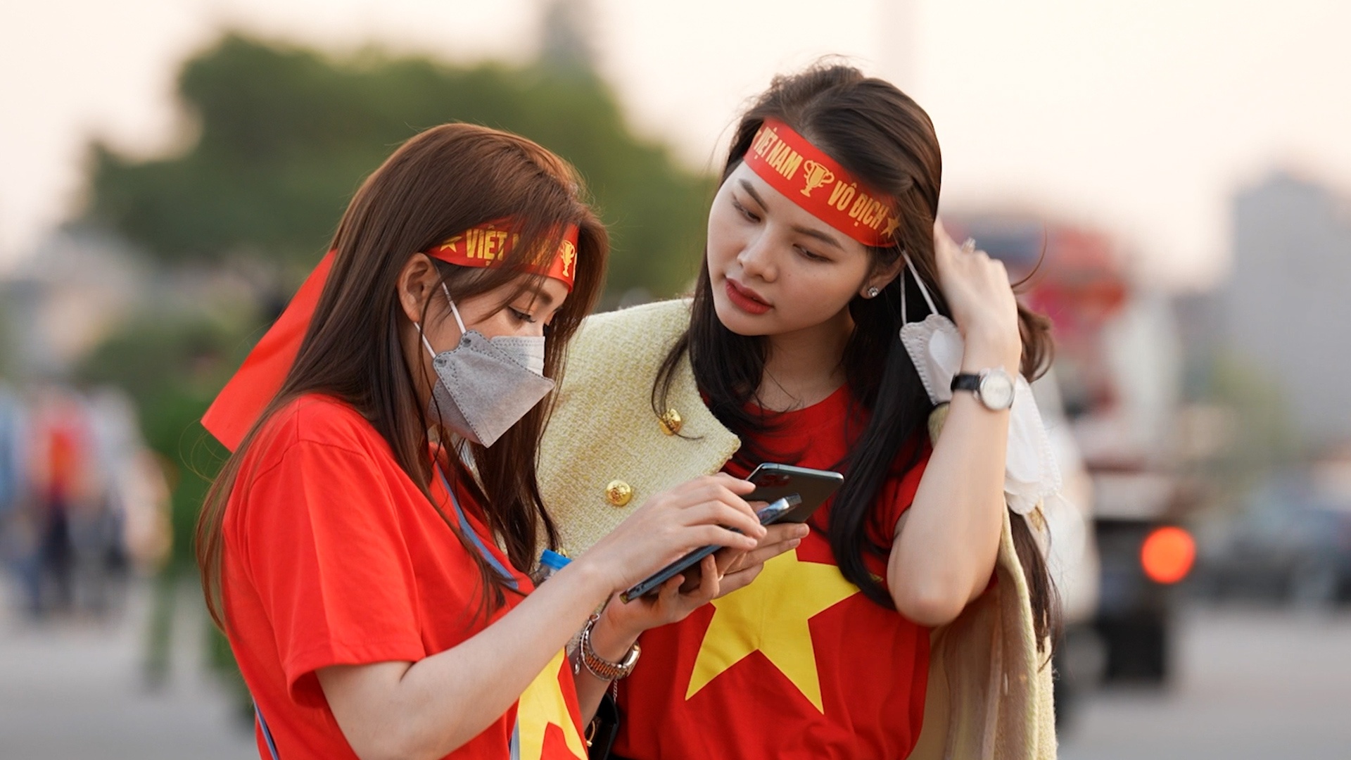 CDV khuay dong san My Dinh truoc gio doi tuyen thi dau hinh anh