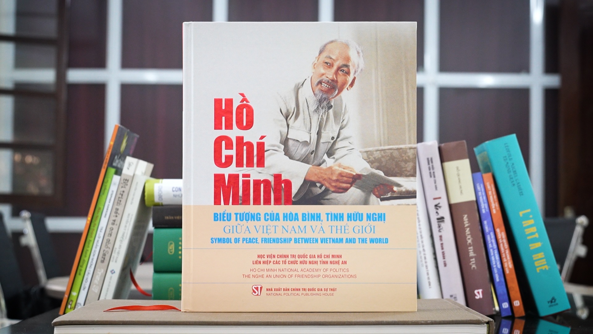 Trao giai B cho 9 tac pham xuat sac hinh anh