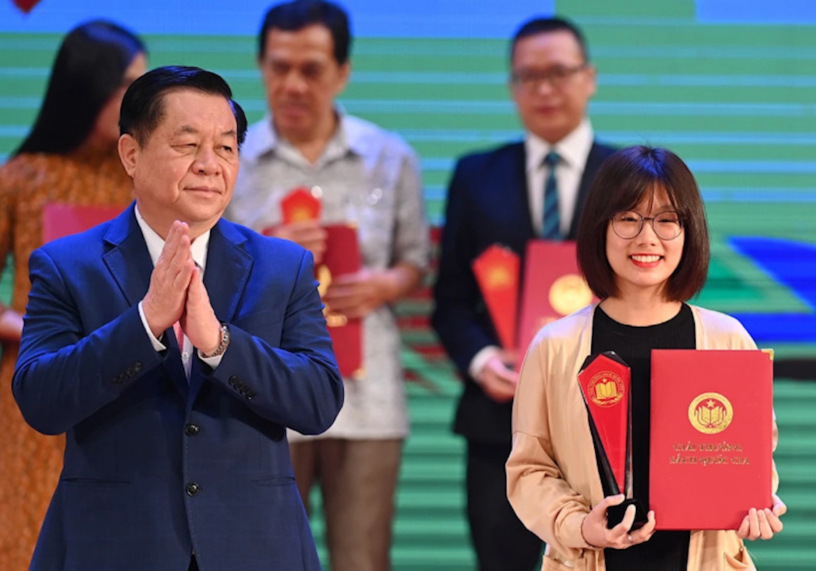 Toan canh le trao Giai thuong Sach quoc gia lan thu tu hinh anh