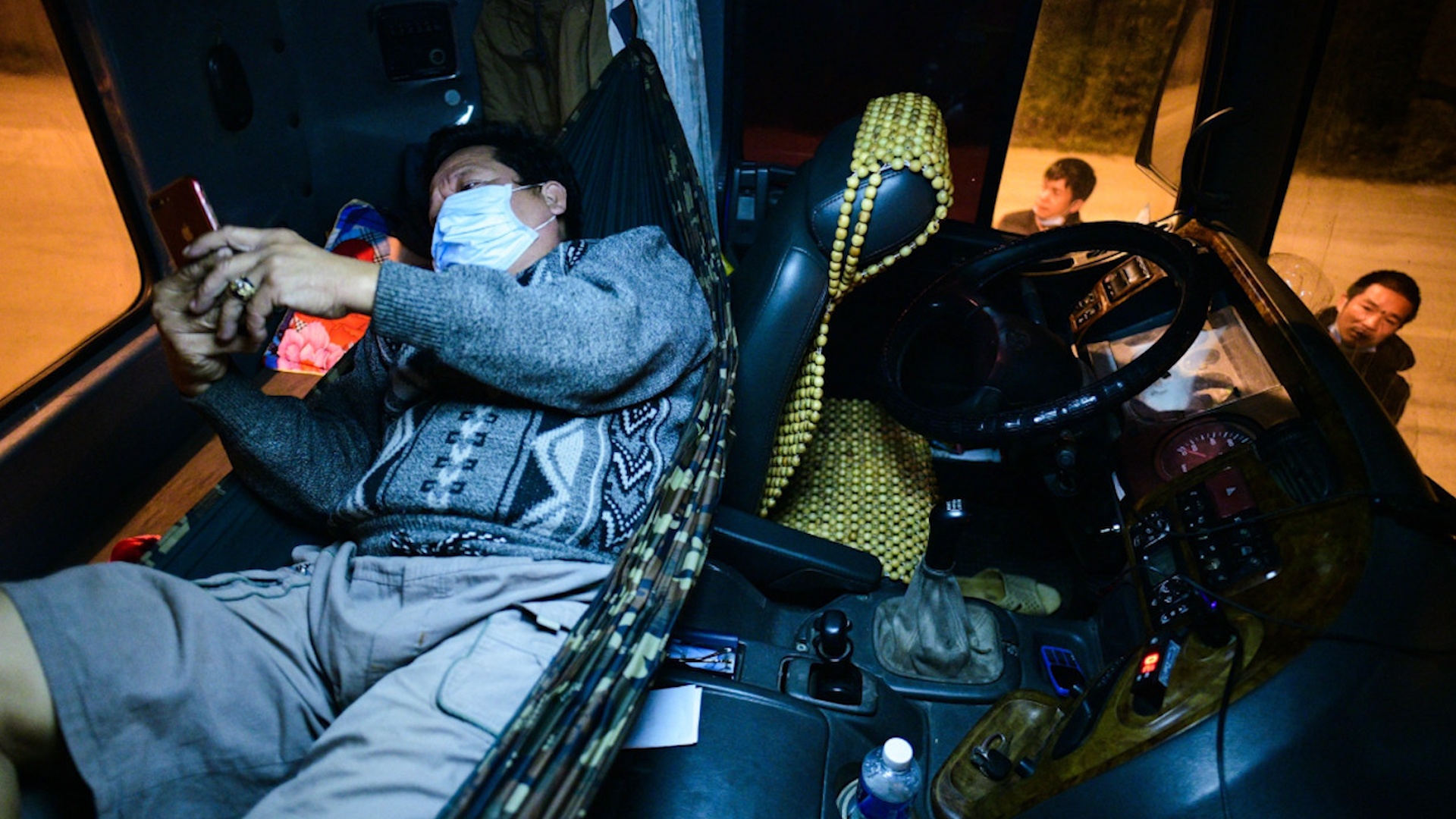 Hanh trinh gian nan cua hang nghin tai xe bi ket o cua khau Lang Son hinh anh