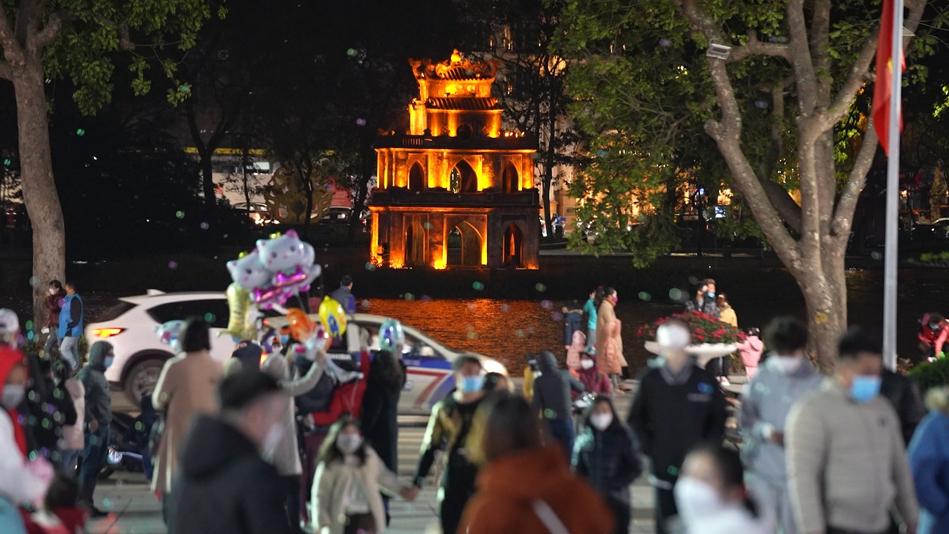 Nguoi Ha Noi noi ve dem giao thua khac la hinh anh