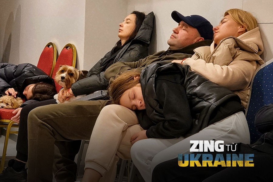 Cuoc song nguoi dan Lviv duoi tieng bao dong phong khong hinh anh