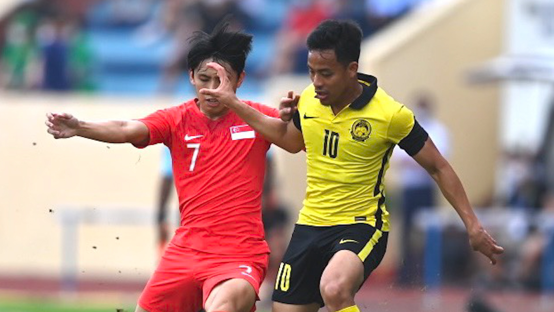 Tien dao tu chau Au noi bat trong loi choi cua U23 Malaysia hinh anh