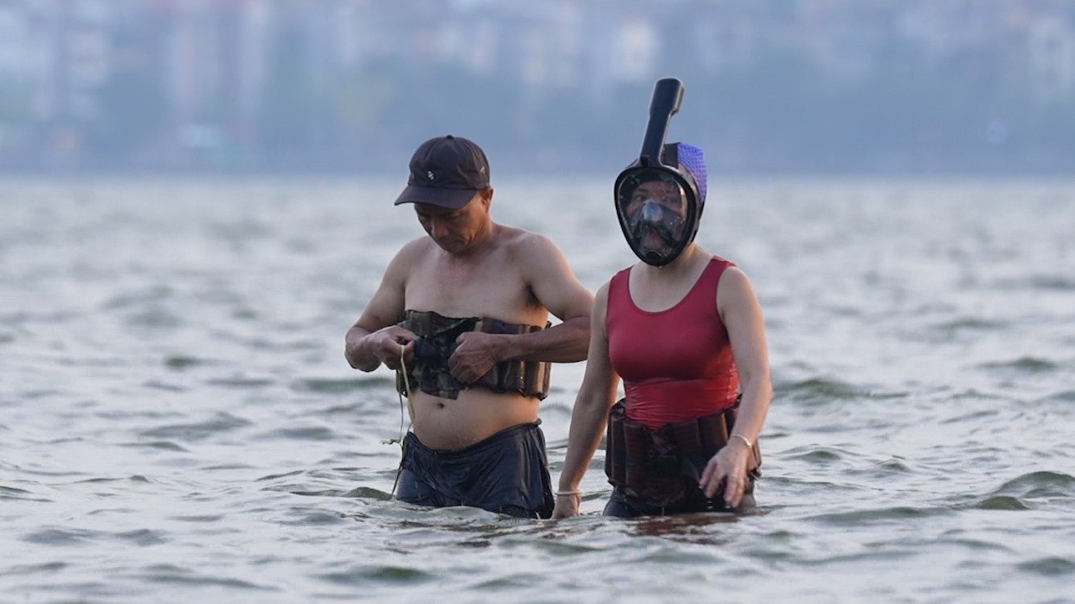 'Be boi' khong lo o Ha Noi dip nang nong dinh diem hinh anh