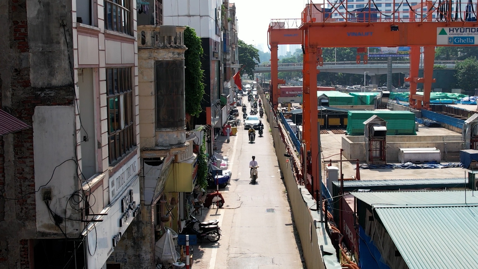 Du an ga ngam metro bien mat pho 'kim cuong' thanh noi ban tra da hinh anh