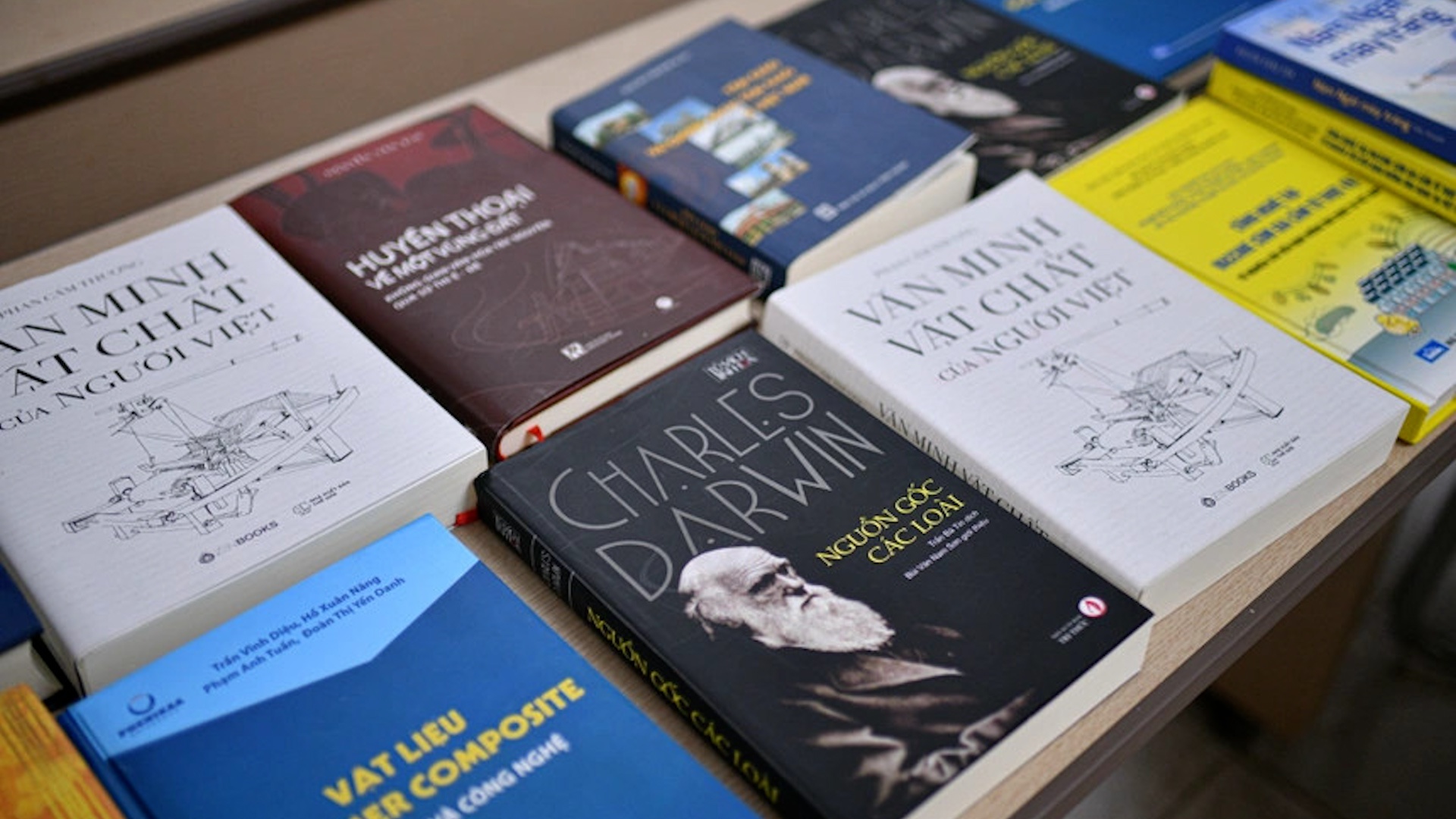 Hop bao Giai thuong Sach quoc gia lan thu nam hinh anh