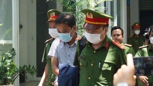 So Y te Khanh Hoa giai thich ve goi thau 21 ty khong dau thau rong rai hinh anh