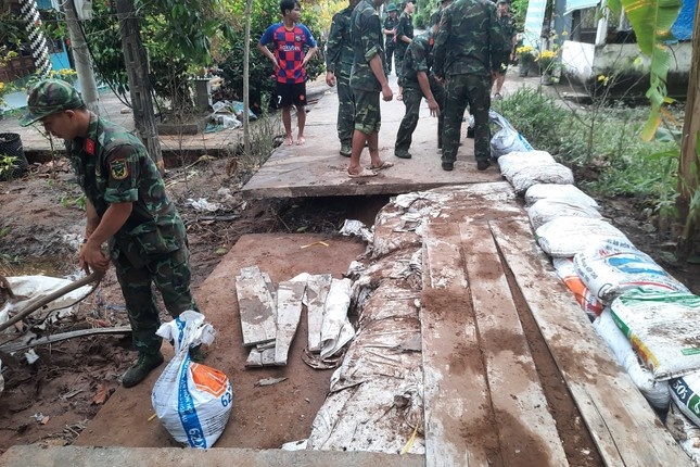 Trieu cuong gay thiet hai hoa mau cua hang tram ho dan nhung ngay Tet hinh anh