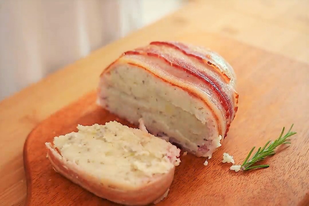 Lam thit ba chi cuon khoai tay nuong don gian hinh anh