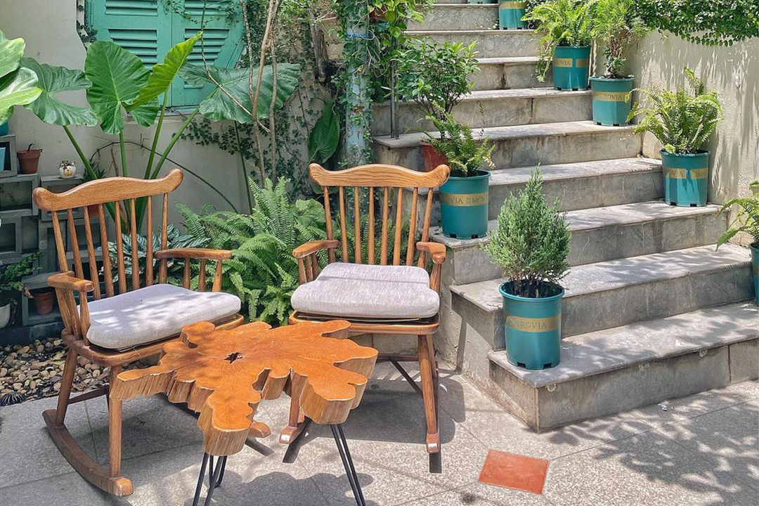 Quan ca phe gan cac ga tau dien Cat Linh - Ha Dong hinh anh