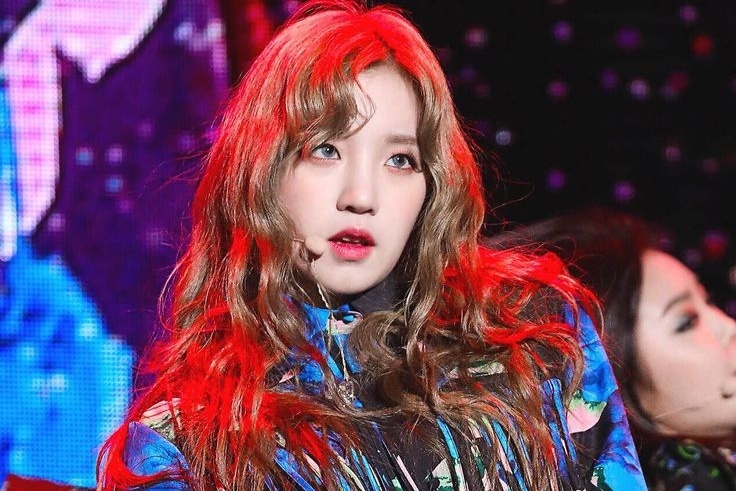 Lich trinh day dac cua than tuong Kpop hinh anh