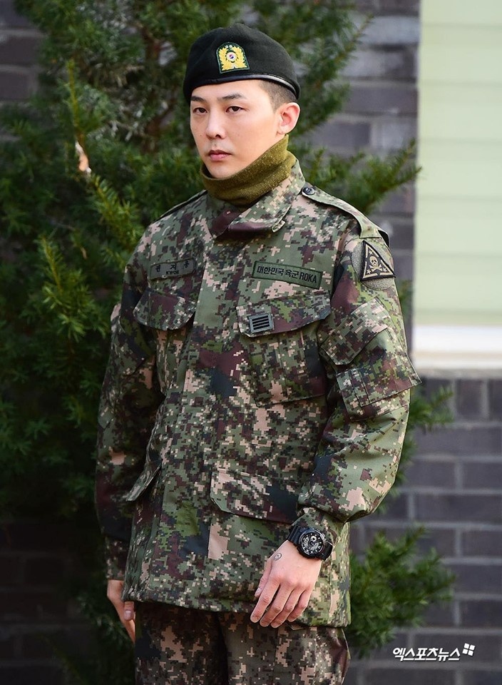 than tuong Kpop nhap ngu anh 3