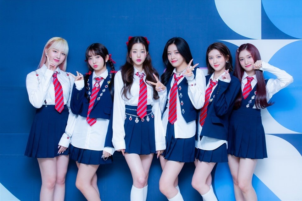 Nhom nhac nu comeback thang 8 anh 4