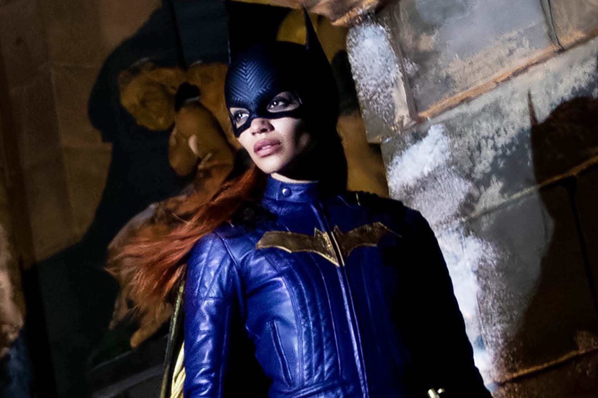 Warner Bros. dung phat hanh 'Batgirl' hinh anh
