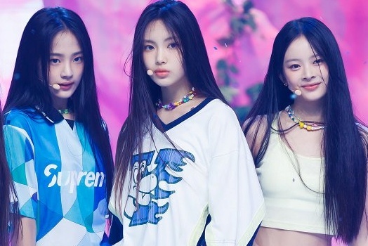 NewJeans pha bo quy tac hinh anh