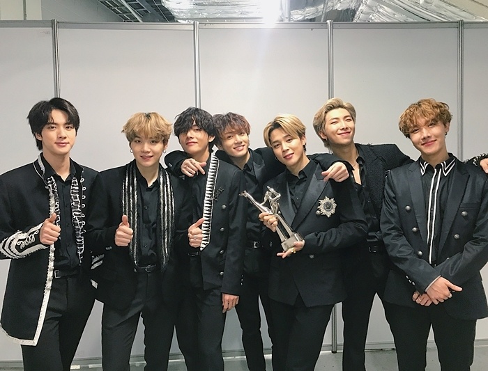 BTS mien nghia vu anh 2