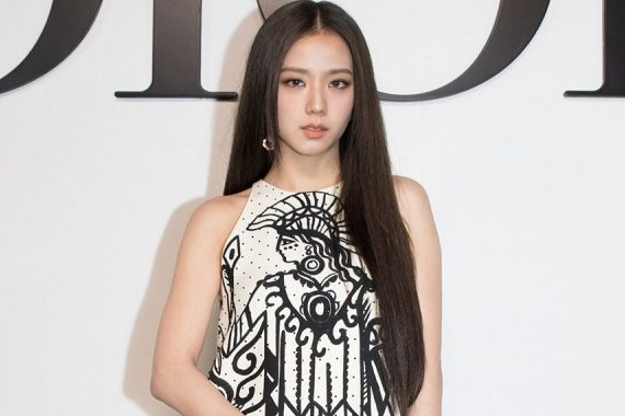 Dien thoai Jisoo (BlackPink) cung bi tin tac tan cong hinh anh