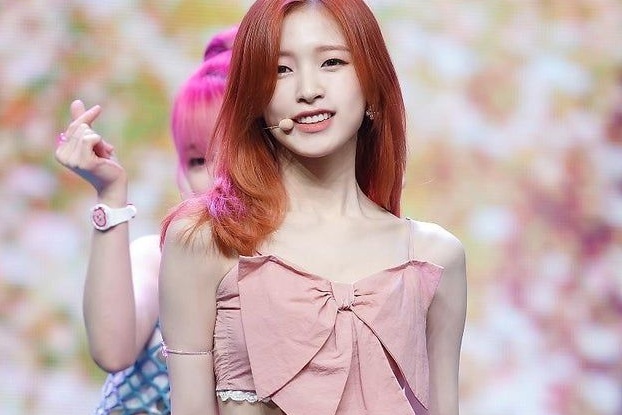 Arin (Oh My Girl) khien khan gia lo lang vi giam can qua muc hinh anh