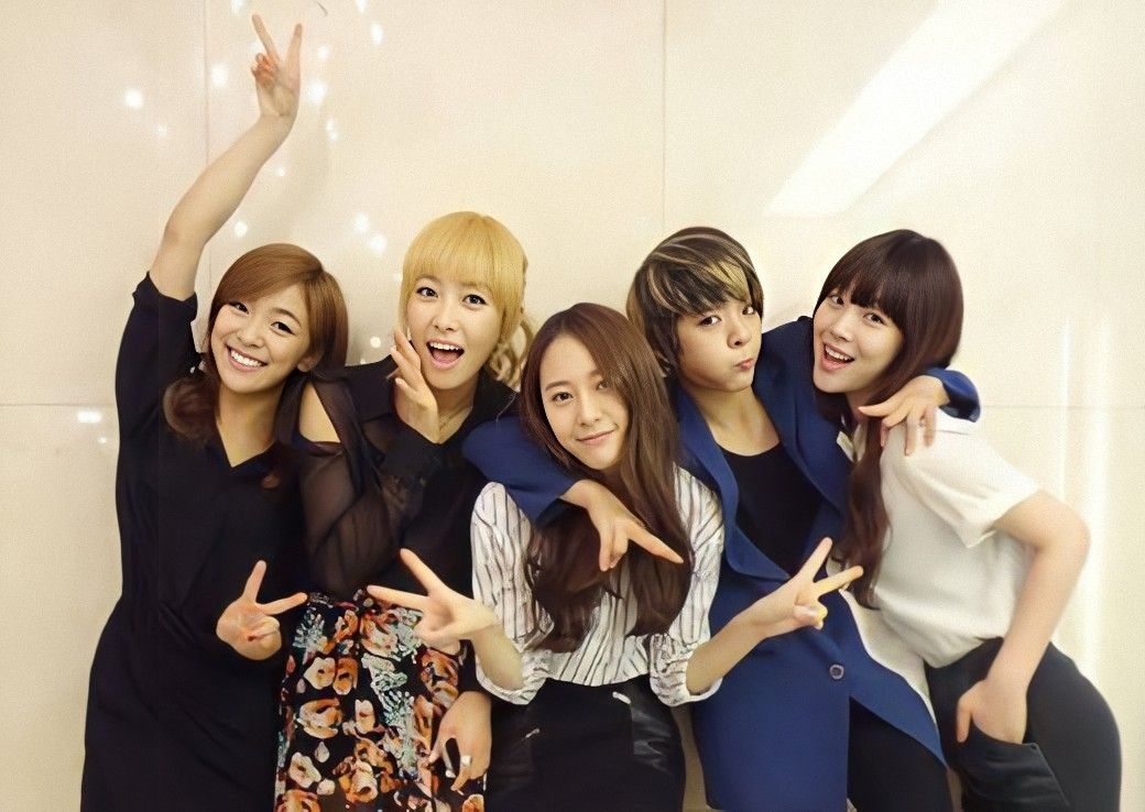 than tuong bi chen ep anh 2