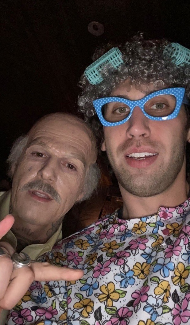 Billie Eilish hẹn hò
ảnh 1 Billie Eilish hen ho anh 1